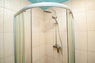 Апартаменты Art Suites Underpub Одесса Бюджетный двухместный номер с 1 кроватью-6